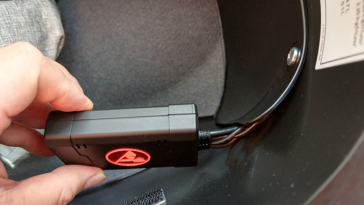 請求推薦前後雙鏡頭行車紀錄器