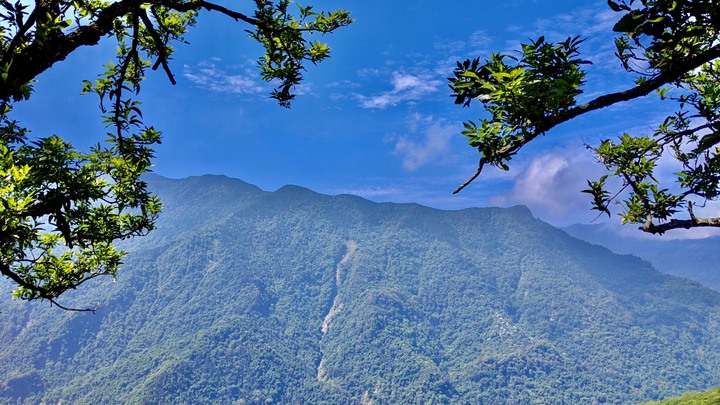初心者的中級大霸尖山苗栗虎山