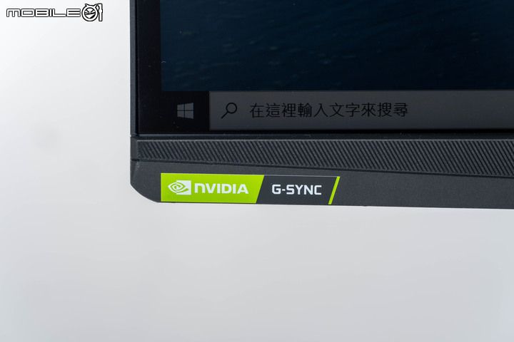 ROG SWIFT PG32UQX 電競螢幕開箱體驗 以 Mini LED 技術達成超細膩畫質演出