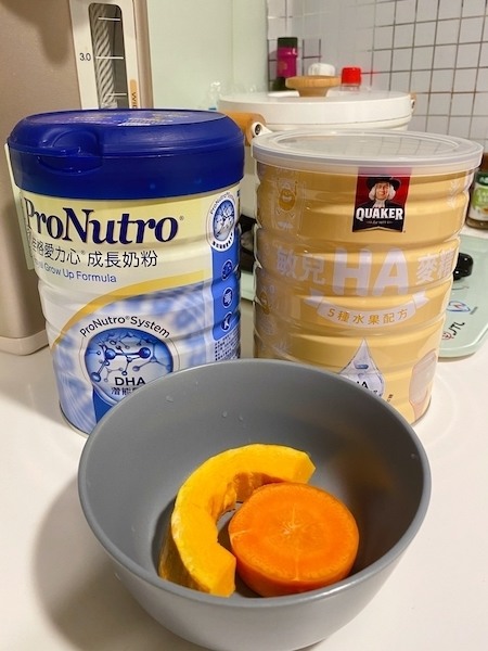 寶寶副食品：桂格麥精南瓜蘿蔔湯