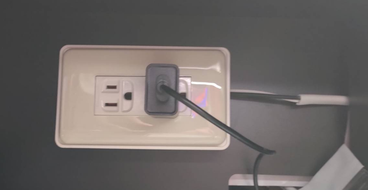 智慧家電初體驗──歌林小飛碟