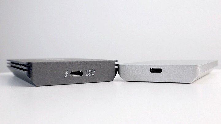 點我看大圖 天下哪有這麼好的事,能讓你左右逢源?OWC Envoy Pro FX,雙協議 Thunderbolt + USB 外接 SSD。