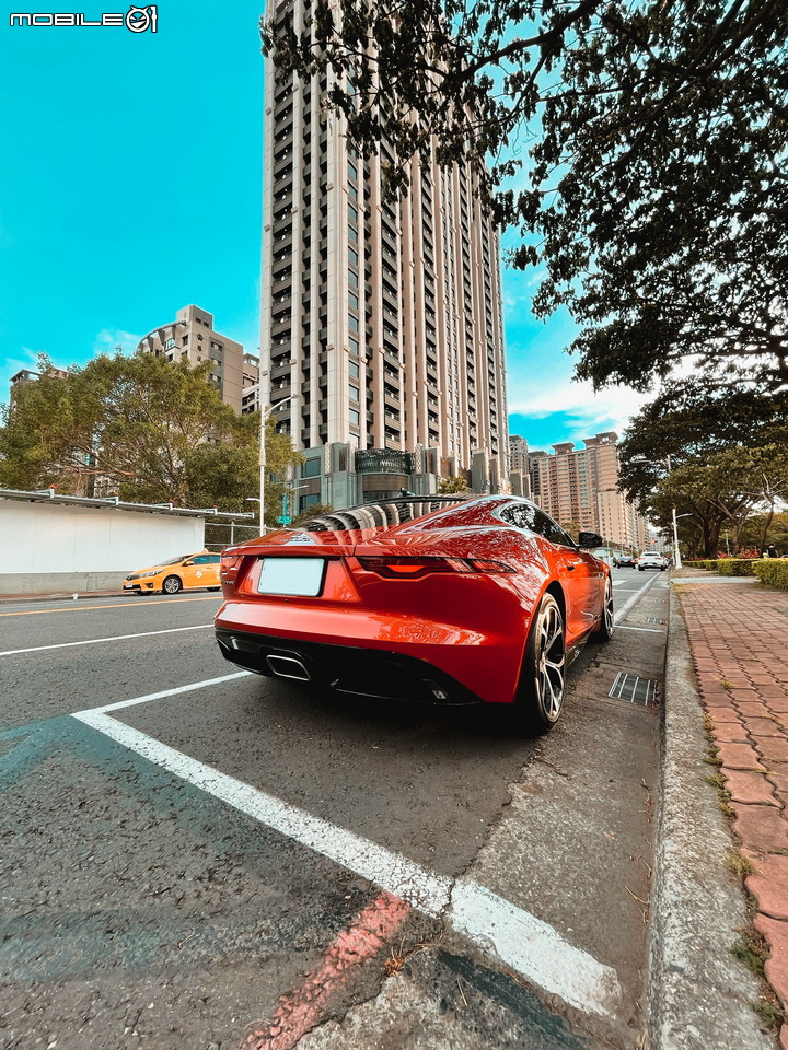 點我看大圖 今早不用點,Defender & F-Type 英式全餐P300雙開箱(亂入德式992)