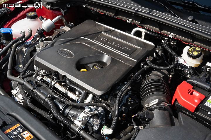 賽前分析 │ VW Golf八代與Mazda 3、Ford Focus、Toyota Corolla Sport、Skoda Octavia的紙上對決