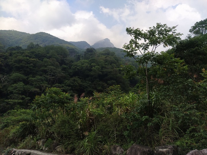 初心者的中級大霸尖山苗栗虎山