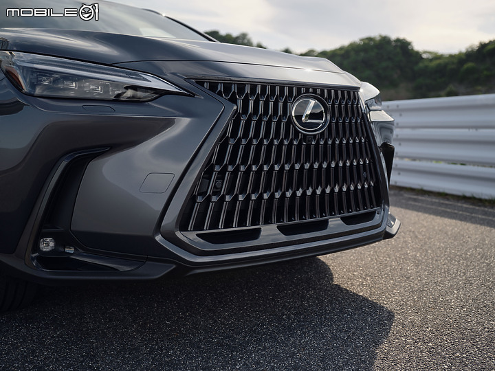 【海外新訊】Lexus NX 全球首發,全新 2.4 渦輪、2.5 PHEV 等動力入列!