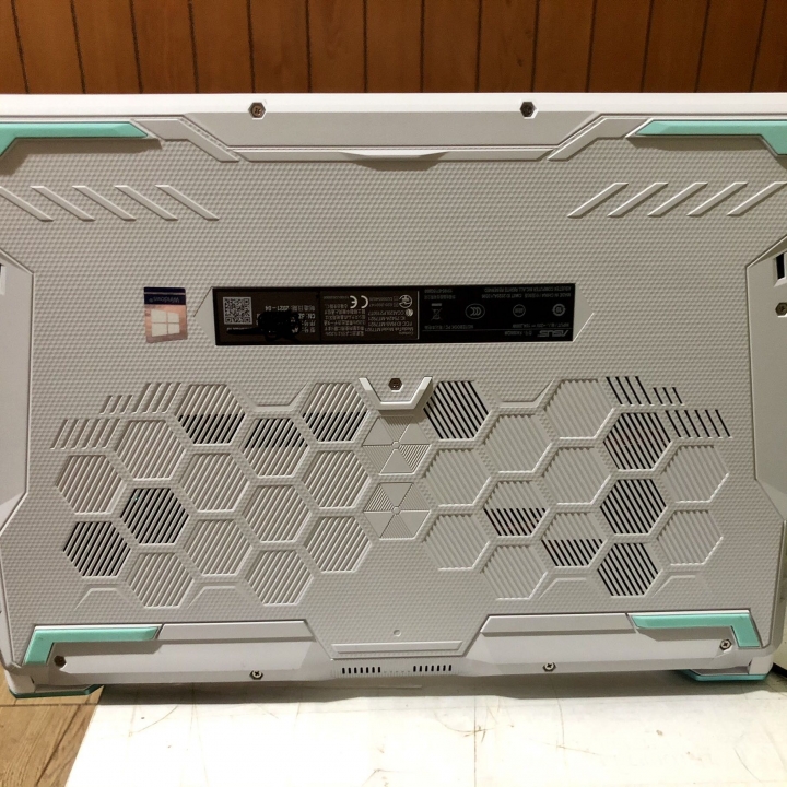 【開箱】騷里騷氣的天選二ASUS TUF Gaming A15 魔幻青開箱