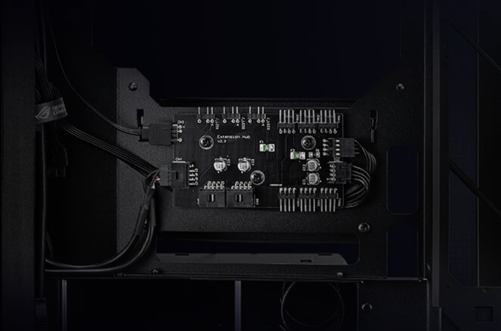 ROG Z11 電競機殼開箱試用 以斜向擺主機板真能提高性能?