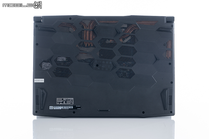 MSI Pulse GL66 科幻外型與絕佳效能的協奏曲