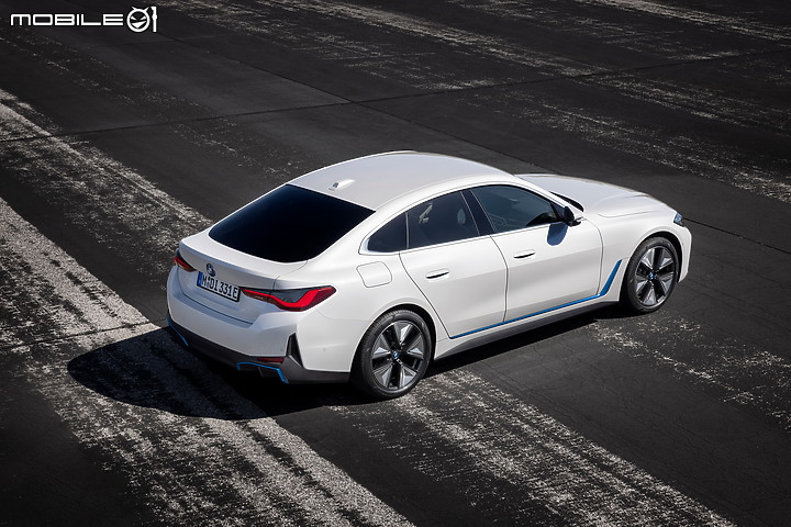 【海外新訊】BMW 純電四門轎跑 i4 全貌揭露,共推出「i4 eDrive40」與 M GmbH 首款電動車「i4 M50」雙車型!