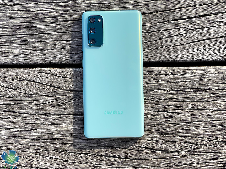 【小宅開箱】samsung 三星 A52 5G 性價高？美嗎？照片好看嗎？(附贈使用密技)