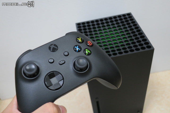 點我看大圖 Xbox Series X 簡易開箱 之 - 終於到貨了...