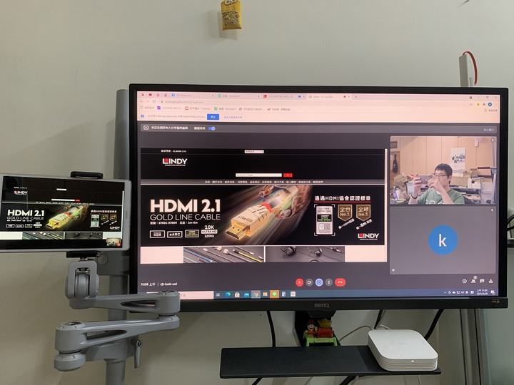 【開箱】LINDY 林帝螢幕支架新玩法&抗光布幕&Optoma HD100D