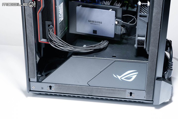 ROG Z11 電競機殼開箱試用 以斜向擺主機板真能提高性能?