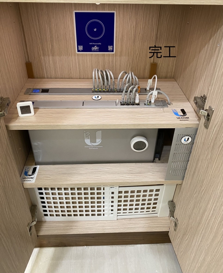 疫情關在家就是要整理弱電櫃啊,Unifi 簡易版全家桶分享 UDMP+USW-24-POE