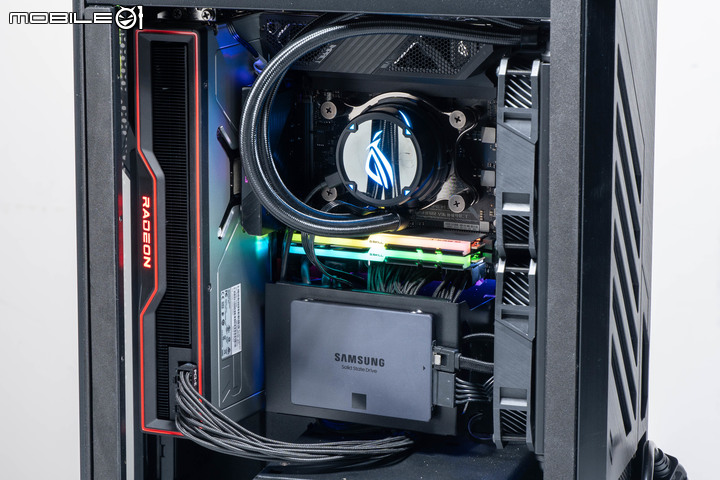 ROG Z11 電競機殼開箱試用 以斜向擺主機板真能提高性能?