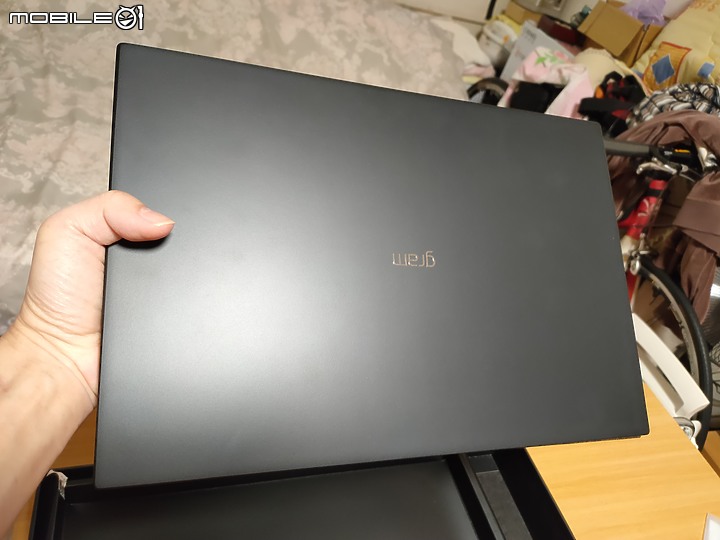 【 體驗分享 】身輕如燕的戰略高手、內力深厚的抗疫尖兵，LG gram 16Z90P 軍規 EVO 筆電帶你突破疫情重圍！