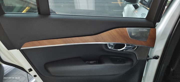 2016 Volvo XC90 D5 M+的DIY改裝Bowers&Wilkins音響升級歷程