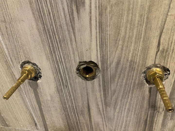 [請教]-水龍頭閥芯轉不動