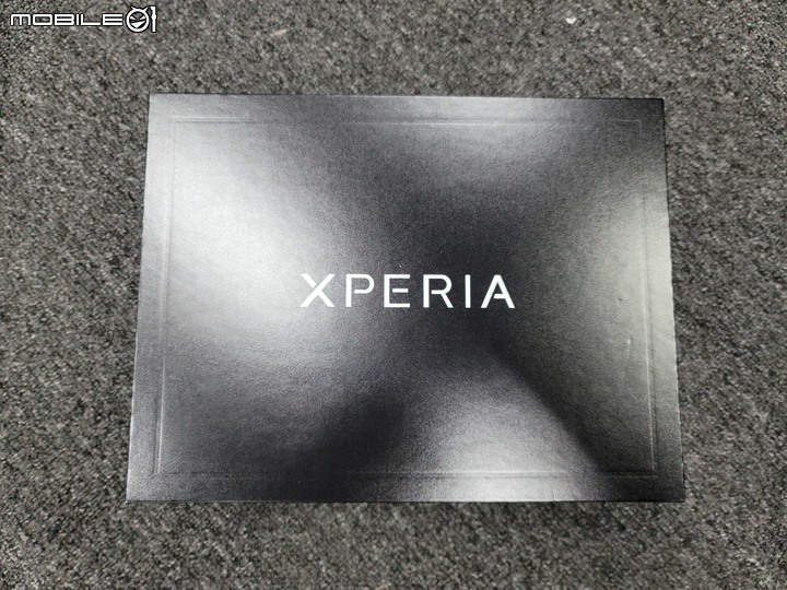 [開箱] Sony Xperia™ 1 III 霧紫/暮笙紫 預售好禮套裝 12GB/512GB 中國版
