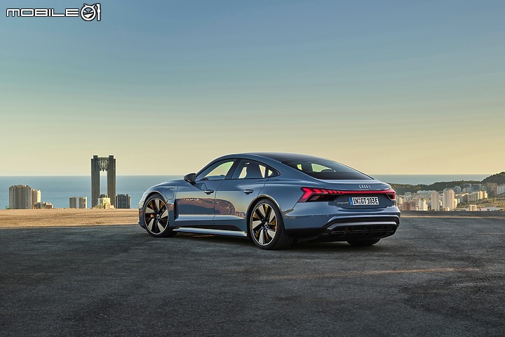 【國內新訊】Audi e-tron GT車系445萬元起展開預售,極速充電站持續擴點!
