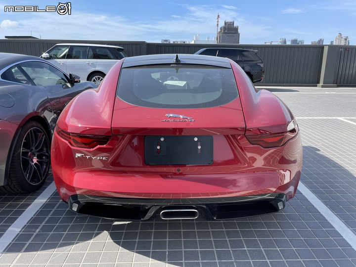 點我看大圖 今早不用點,Defender & F-Type 英式全餐P300雙開箱(亂入德式992)