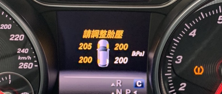 請教胎壓問題