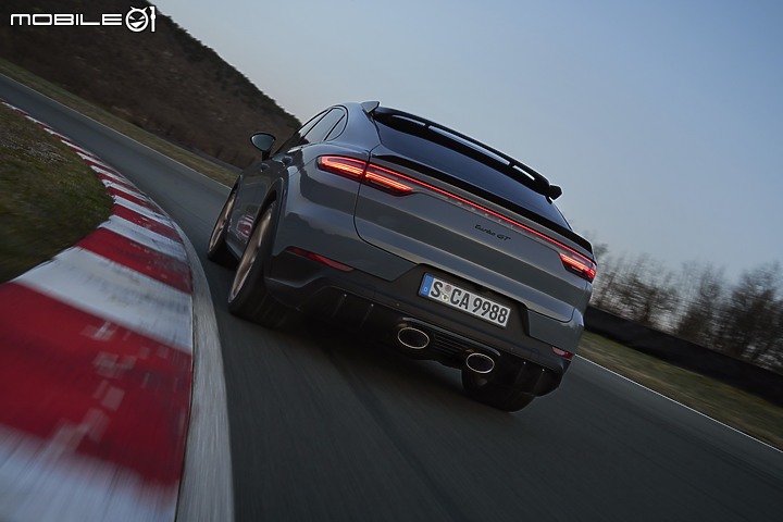 【海外新訊】Porsche Cayenne「Turbo GT」報到,3.3秒加速破百、極速300km/h的超級跑旅!