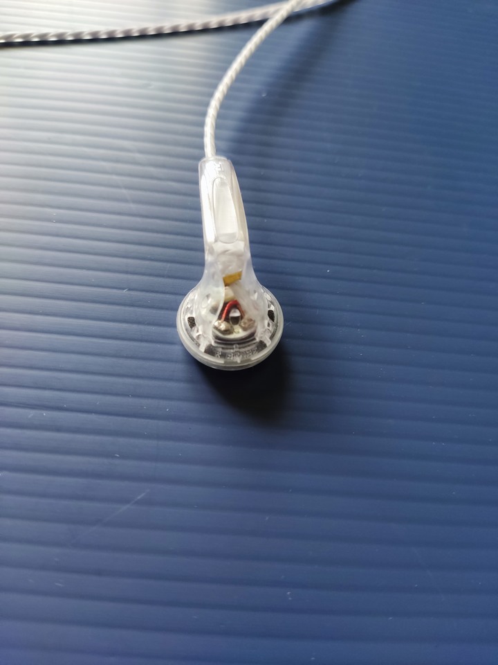 50~300元耳機：原道49、水月雨、臻聲 IRIS 、PHILIPS、無名雜牌（平頭耳機）使用體驗分享