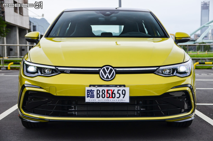 Volkswagen第8代Golf 280 eTSI R-Line 試駕;招牌菜色準備上桌!