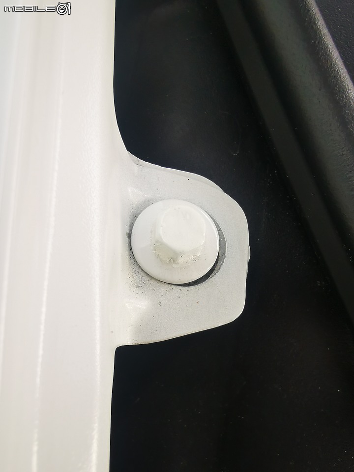 點我看大圖 買中古車有認證保障無事故, 交車後去原廠調紀錄才發現有事故