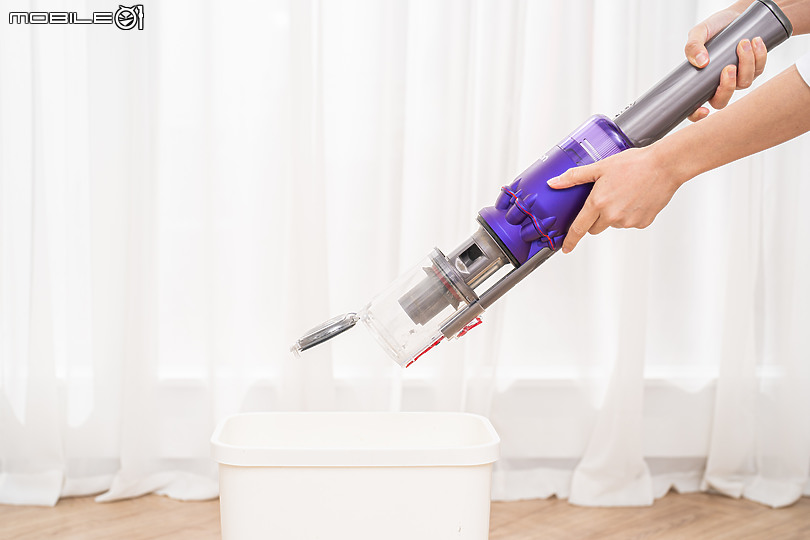 【採訪】 Dyson Omni-glide 與 Micro 1.5kg 無線吸塵器正式發表 輕量靈巧與全新按鍵操控是最大亮點！
