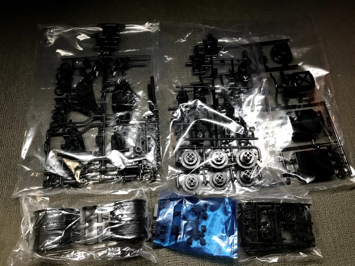 【開箱】田宮模型 1/10 電動遙控車 TT-02 TypeSR