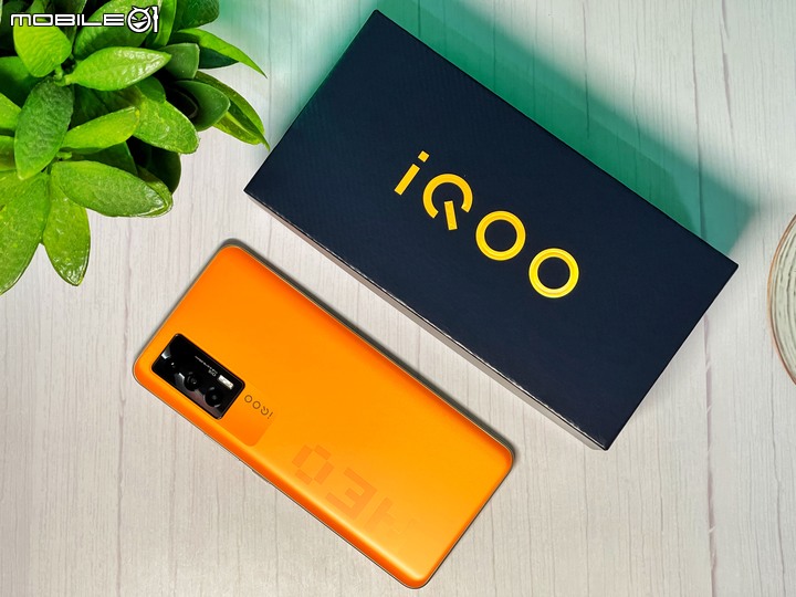 「 開箱 」iQOO Neo 5 簡單開箱 - 與 Vivo X60 Pro 高度相似,挑戰拍照最美遊戲手機