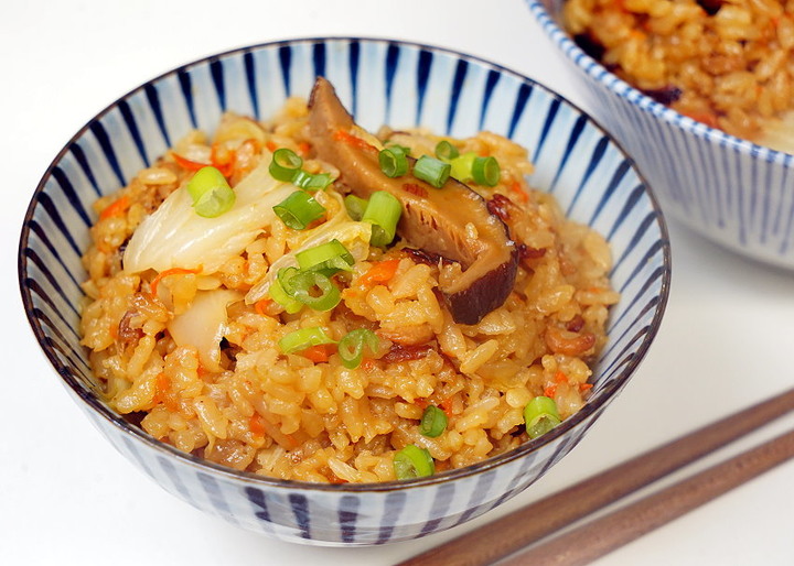 古早味高麗菜飯．要煮得香噴噴這步驟不能少~