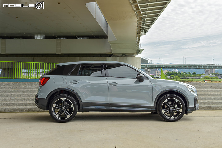 Audi Q2 35 TFSI S Line試駕 │ 享有個性的價值,不妨先拋棄C/P值!