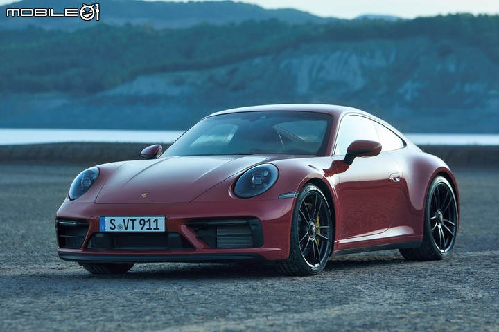 【海外新訊】Porsche推出992世代911 GTS車型,動力提升、變速箱提供八速PDK與七速手排兩種選擇!