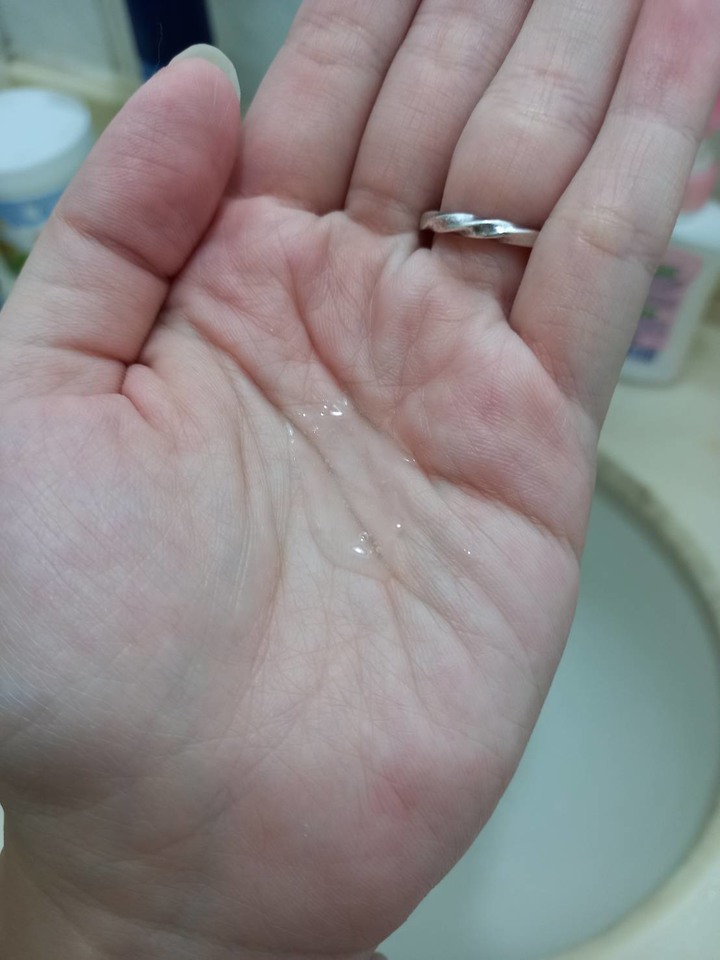 點我看大圖 適合夏天的控油淨屑洗髮精分享
