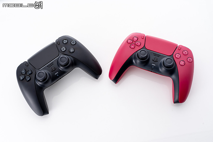 PS5無線控制器DualSense午夜黑/星塵紅開箱｜美感實用兼具！