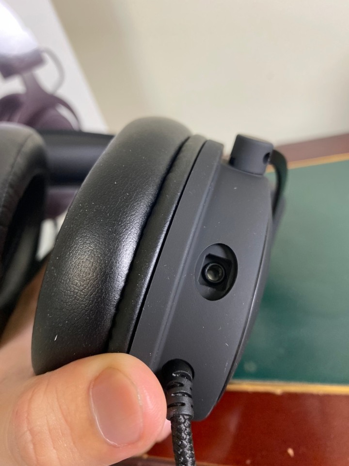2k內遊戲音樂兼顧 irocks real 有線耳罩式耳機開箱