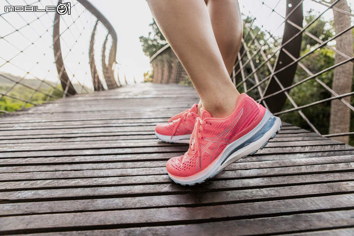 ASICS推出GEL-KAYANO 28支撐跑鞋 首度採用FLYTEFOAM BLAST高彈性中底!