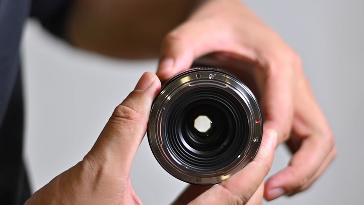 穷人福音:七工匠 大光圈鱼眼镜头,1590元的全画幅10mm f/2.8上手体验
