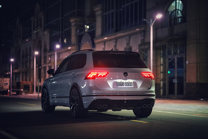夜.. Tiguan R