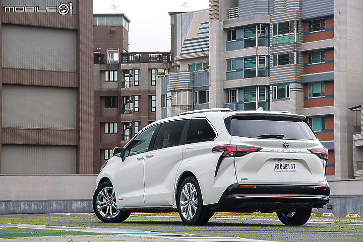 【前哨戰】Honda Odyssey、Kia Carnival、Toyota Sienna紙上規格較量,兩百萬七人座MPV你選誰?