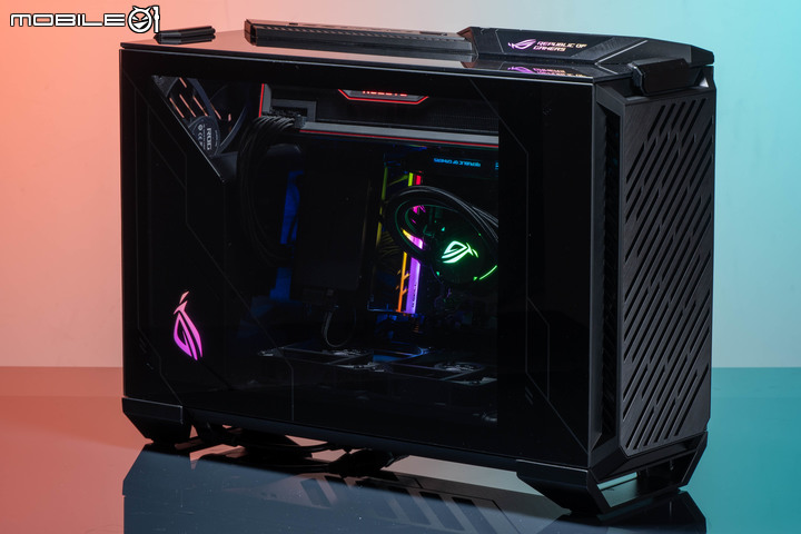 ROG Z11 電競機殼開箱試用 以斜向擺主機板真能提高性能?