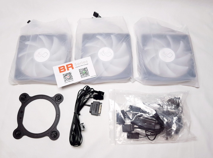 夠冷夠閃亮的一體式水冷散熱器 - 迎廣 InWin BR36