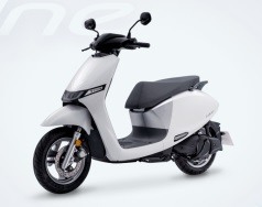 爸爸也想跟風買電動機車，請益電車選擇