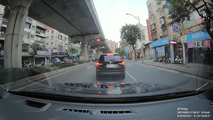 【不舉發】左轉專用道可用來直行嗎?
