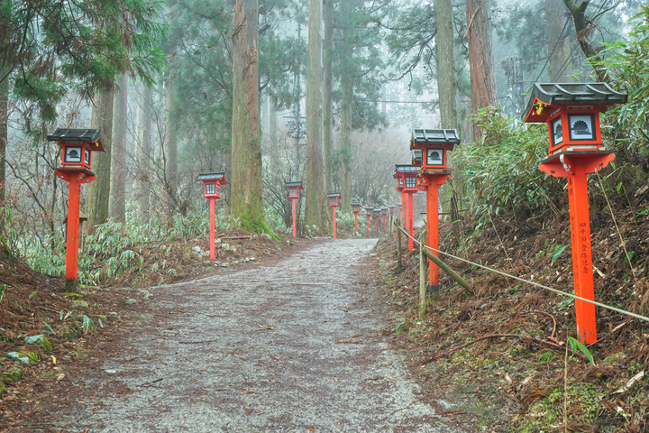 冬季漫步大阪最高山-金剛山葛木神社攻頂遊記