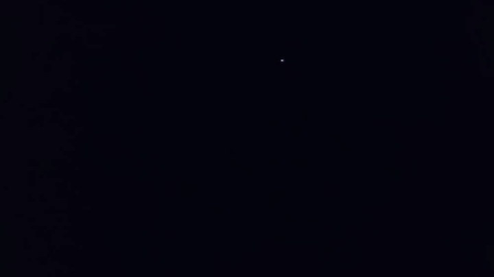 粉色妝點明快風格，ROG Strix G15 G513QM 電馭粉電競筆電開箱測試